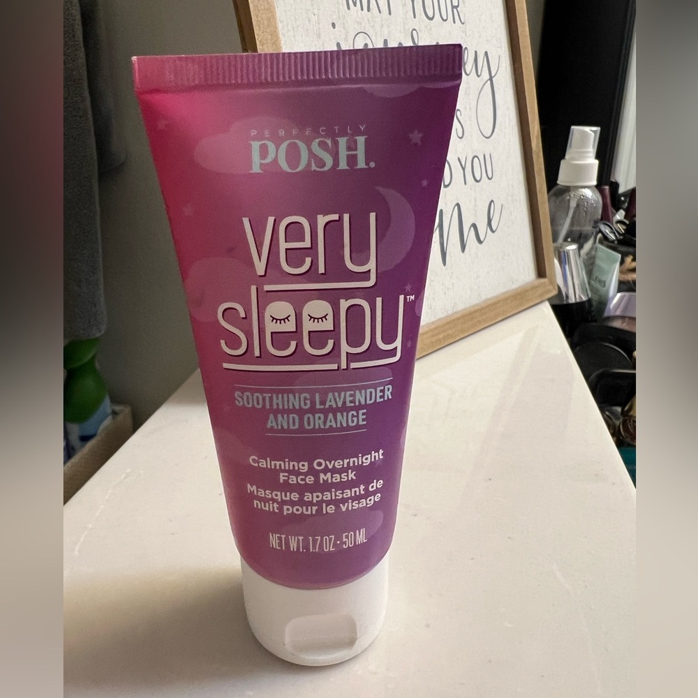Perfectly Posh Soothing Lavender & Orange Overnight Face Mask. Full Bottle!